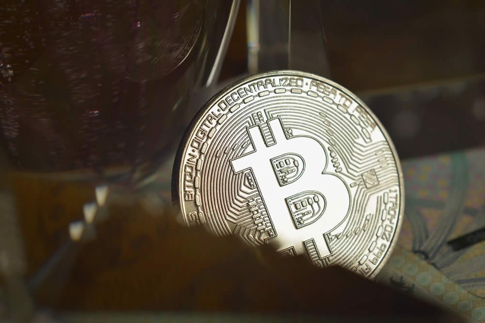 minvestir em uma criptomoeda